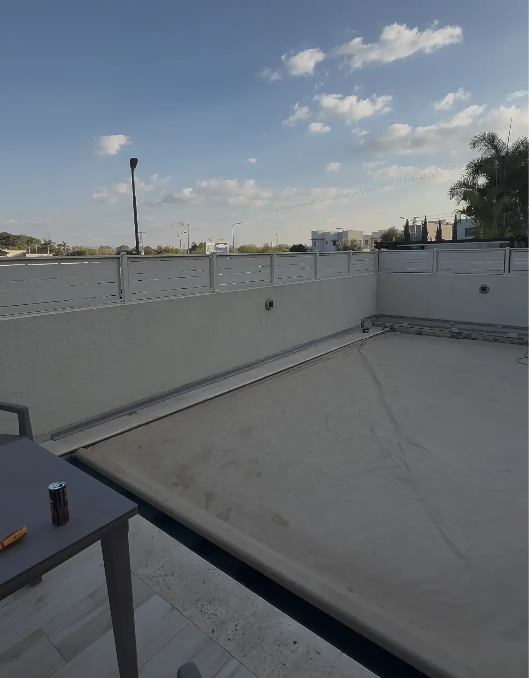 מסך לד 137 אינץ׳ לבריכה - תמונה 3